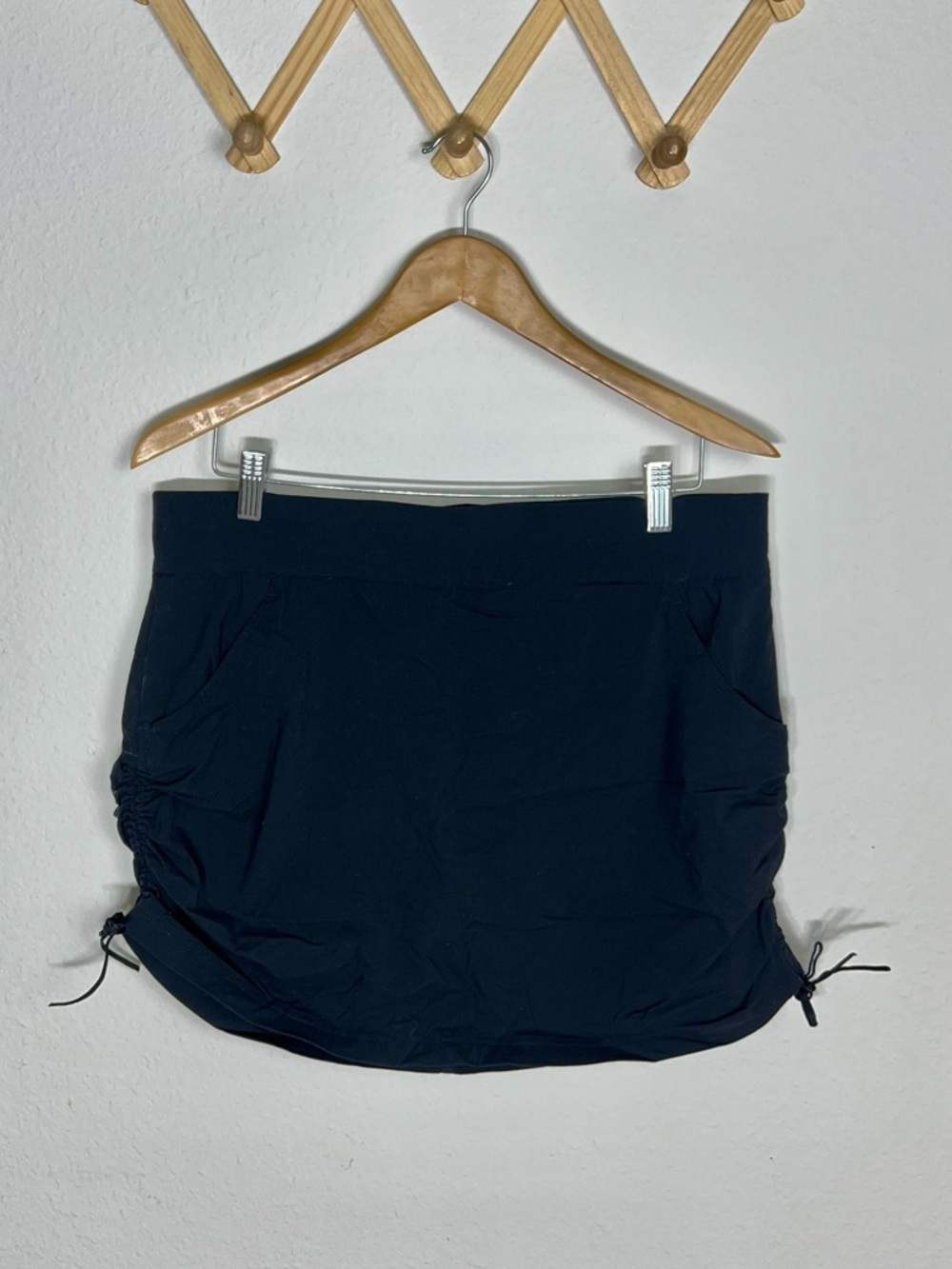 COLUMBIA • athletic skirt